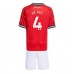 Manchester United Matthijs de Ligt #4 Barnkläder Hemma matchtröja till baby 2025-26 Kortärmad (+ Korta byxor) Billigt